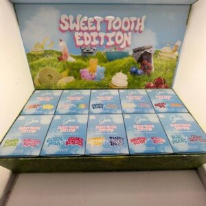 Alternative view of Sweet tooth edition